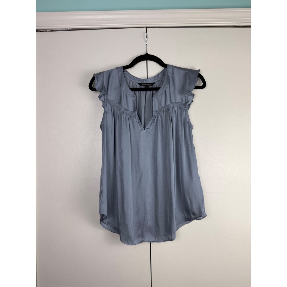 Banana Republic Ruffle Split Neck Satin Blouse Fade Into Blue Sleeveless Top S - Picture 2 of 9
